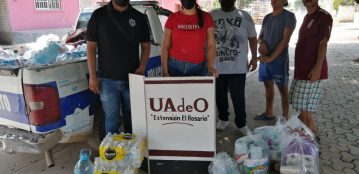 Con gran compromiso social Linces de la UAdeO, Extensión El Rosario, entregan alimentos y ropa a familias afectadas por el huracán Pamela
