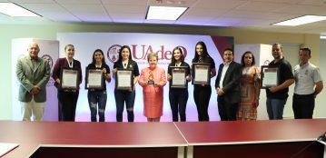 Rectora de la UAdeO, Dra. Sylvia Paz Díaz Camacho, sostiene encuentro con deportistas Linces, medallistas en la Universiada Nacional 2022 del CONDDE