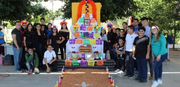 Estudiantes Linces de la Unidad Regional El Fuerte realizan Muestra de Altares, en el marco del Día de Muertos