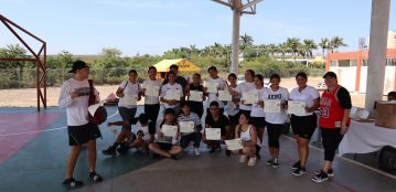 Estudiantes Linces del Programa Educativo de Contaduría y Finanzas realizan Encuentro Deportivo en la Extensión El Rosario