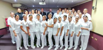 Realizan Ceremonia de Imposición de Cofias e Insignias a Estudiantes del Programa Educativo de Enfermería de la Unidad Regional Mazatlán